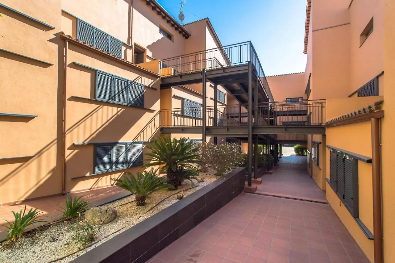 Costabravaforrent Residencial Albons Apartment